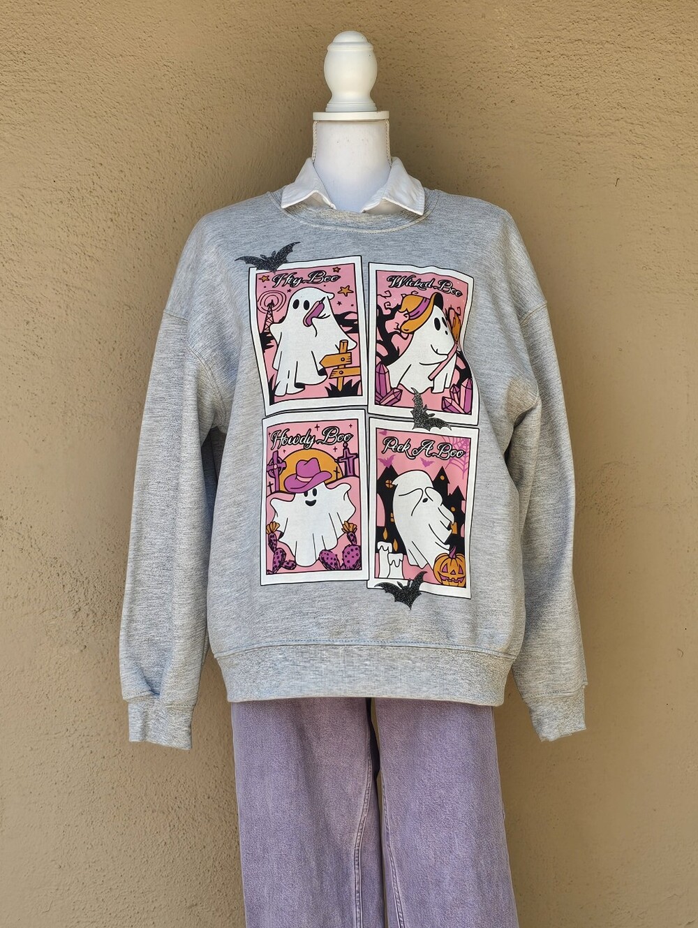 Cutesy Cowgirl Ghosts W/ Black Glitter Bats, Jack-O-Lanterns & Crystals Sz L